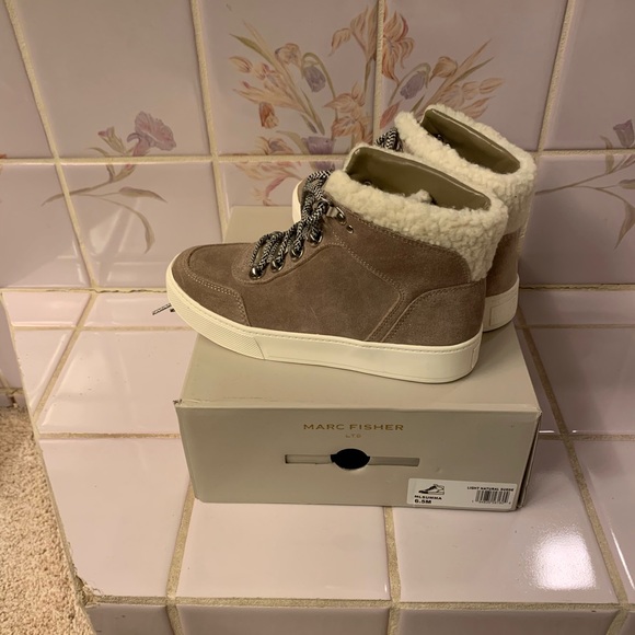Marc Fisher Light Natural Suede Boots. Size 6.5 - Picture 2 of 9